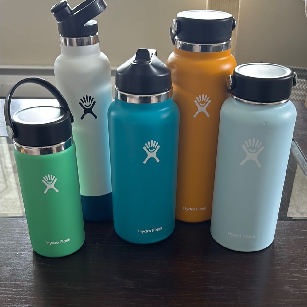 Set of 5 Hydro Flask Bottles - White, Orange, Green, Light Blue, Teal